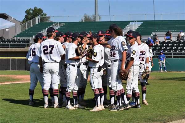 Medford Mustangs 2022 mound meeting